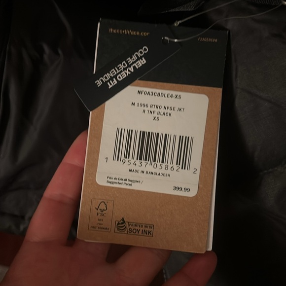 Men’s The Northface Jacket - Picture 12 of 14